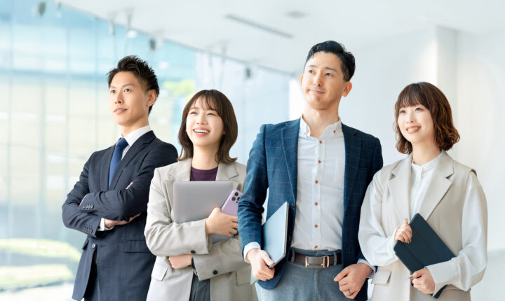 属人化営業を防ぐ営業標準化と営業DXの進め方の画像